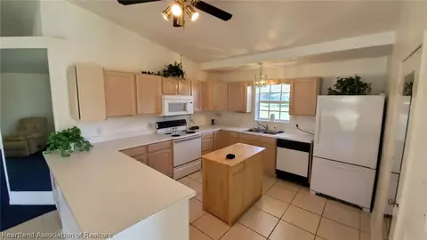 5901 Glens Ct, Sebring, FL 33876 photo 4