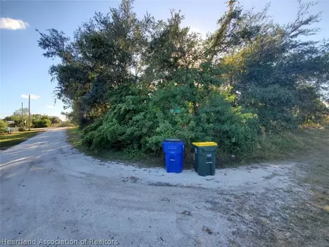 400 Parrot Ave, Sebring, FL 33870 photo 7