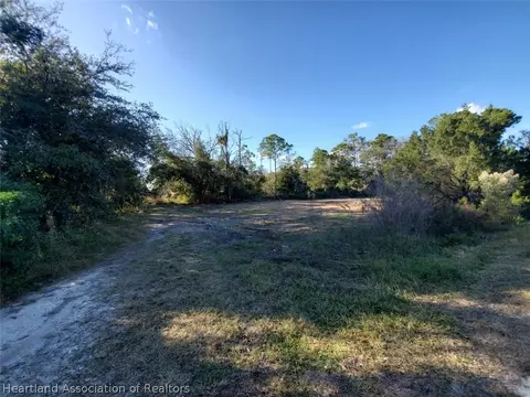 400 Parrot Ave, Sebring, FL 33870 photo 8