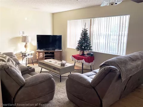 237 Rail Ave, Sebring, FL 33870 photo 4
