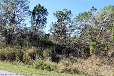 2608 Island Dr, Sebring, FL 33872 photo 1