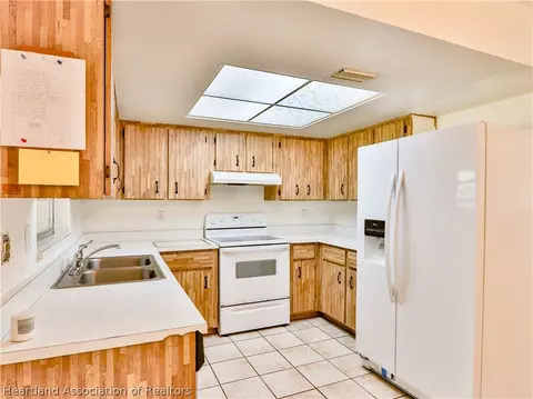3430 King Dr, Sebring, FL 33870 photo 8