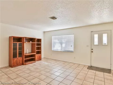 3430 King Dr, Sebring, FL 33870 photo 3