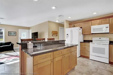 5905 Thunder Rd, Sebring, FL 33876 photo 3