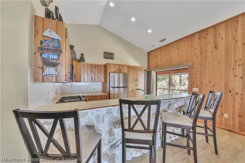 113 Wild Duck Pt, Lorida, FL 33857 photo 13
