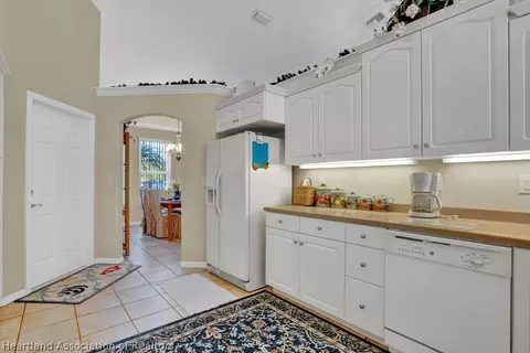 2301 Jackson Dr, Sebring, FL 33870 photo 9