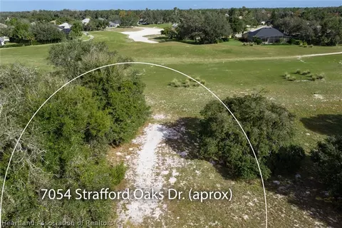 7054 Strafford Oaks Dr, Sebring, FL 33875 photo 3
