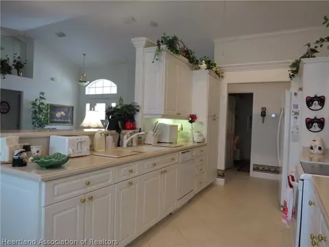 4736 Pebble Beach Dr, Sebring, FL 33872 photo 10