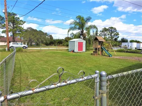 209 Eagle Ave, Sebring, FL 33870 photo 22