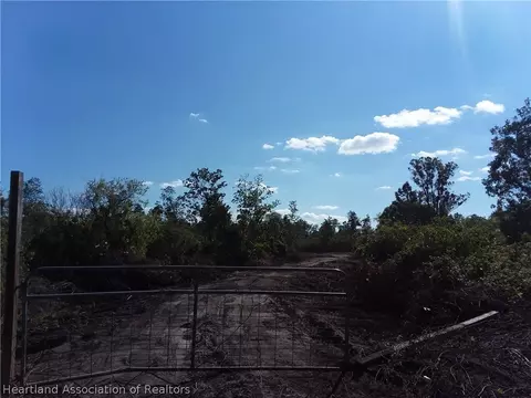 6230 Lake Front Dr, Sebring, FL 33876 photo 5