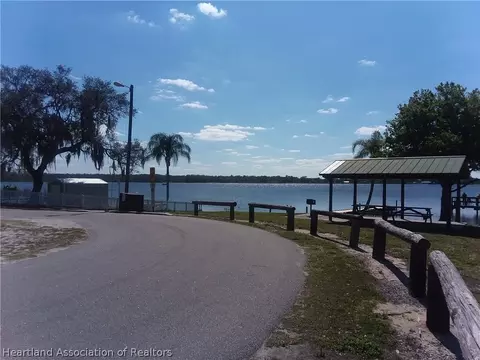 6230 Lake Front Dr, Sebring, FL 33876 photo 8