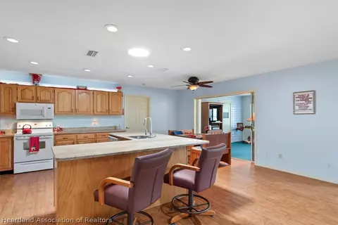 301 Cardinal Rd, Sebring, FL 33876 photo 9
