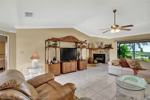 110 Cypress Pt, Lorida, FL 33857 photo 6