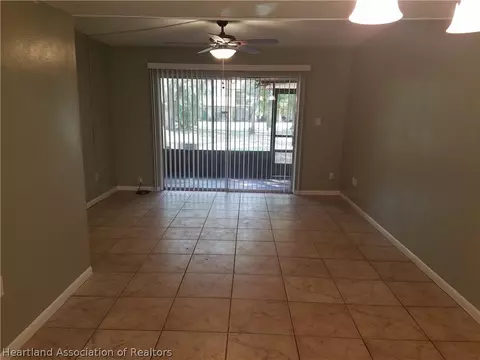 2355 28th Street 40e, Okeechobee, FL 34974 photo 1