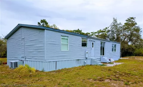 512 Moss Rd, Venus, FL 33960 photo 2