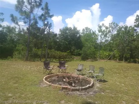 512 Moss Rd, Venus, FL 33960 photo 4