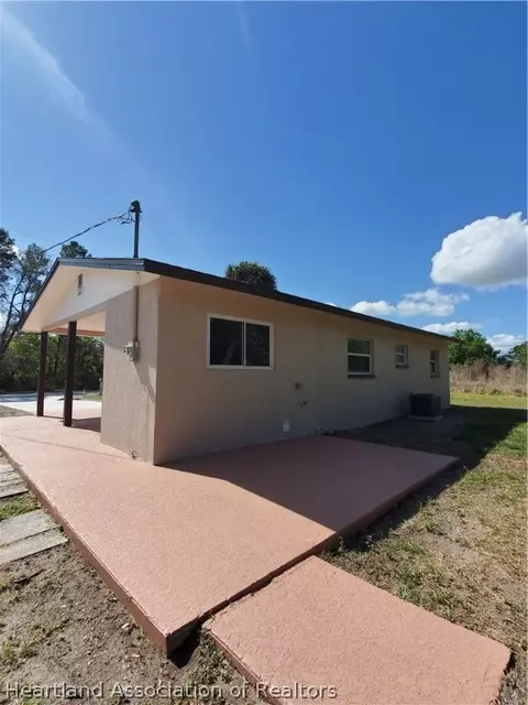4517 Sebring Lakes Blvd, Sebring, FL 33875 photo 4