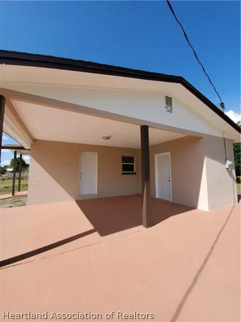 4517 Sebring Lakes Blvd, Sebring, FL 33875 photo 3