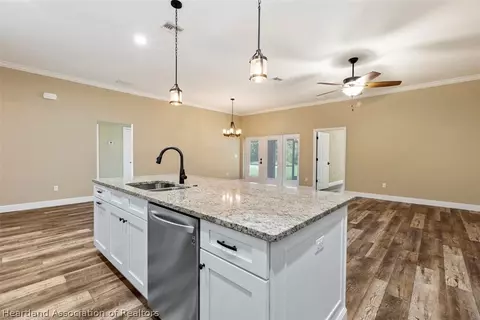 4514 Calatrava Ave, Sebring, FL 33872 photo 3