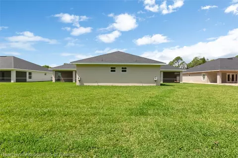 4512 Calatrava Ave, Sebring, FL 33872 photo 2