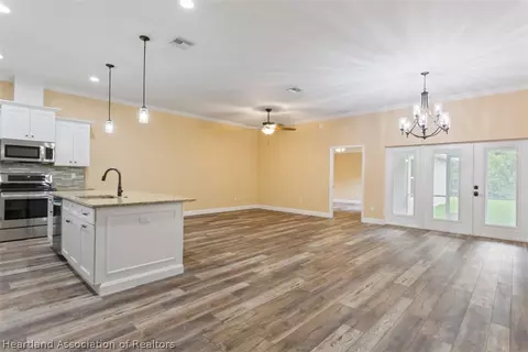 4512 Calatrava Ave, Sebring, FL 33872 photo 11