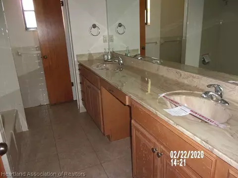 725 Golfside Ln, Sebring, FL 33870 photo 9