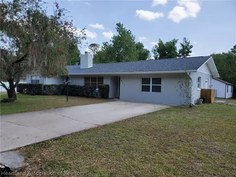 911 Grey Fox Ave, Sebring, FL 33875 photo 1