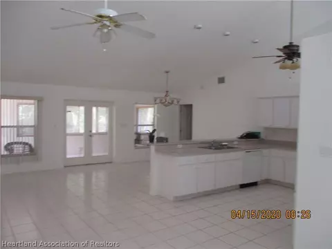 2723 Sunset Dr, Sebring, FL 33870 photo 3