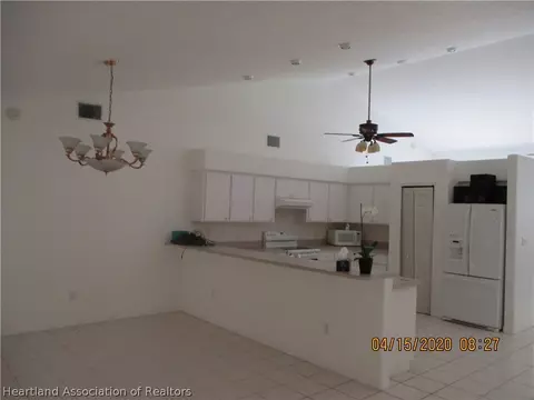 2723 Sunset Dr, Sebring, FL 33870 photo 4