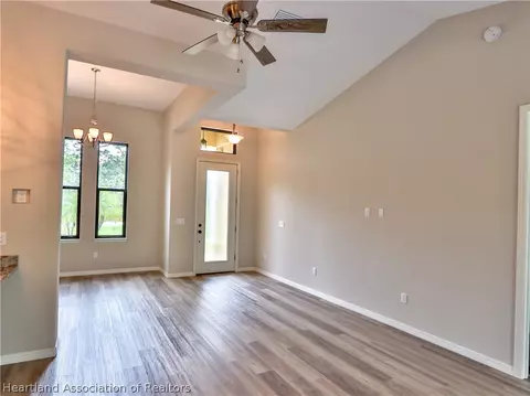 6918 San Bruno Dr, Sebring, FL 33872 photo 10