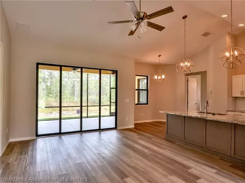 6918 San Bruno Dr, Sebring, FL 33872 photo 9