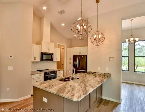 6918 San Bruno Dr, Sebring, FL 33872 photo 7
