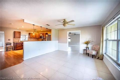 2817 Summit Dr, Sebring, FL 33870 photo 6