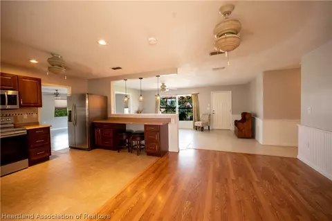 2817 Summit Dr, Sebring, FL 33870 photo 11