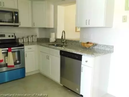 3928 Thunderbird Hill Cir, Sebring, FL 33872 photo 10