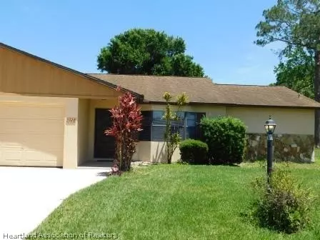 3928 Thunderbird Hill Cir, Sebring, FL 33872 photo 1