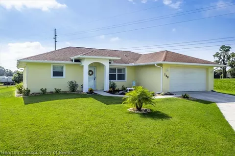 148 Friendly Cir, Sebring, FL 33876 photo 1