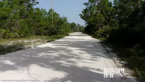 10315 Heather Downs Ter, Sebring, FL 33875 photo 6