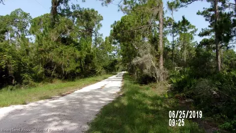 10134 Roundtree Dr, Sebring, FL 33875 photo 8