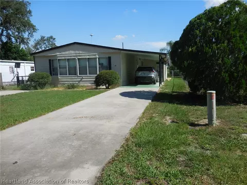 5013 Roanoke St, Sebring, FL 33876 photo 2
