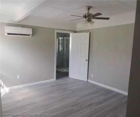 865 Killarney Dr, Sebring, FL 33870 photo 8