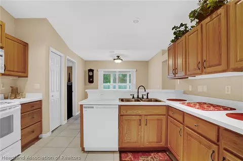 1425 Mitchell Dr, Sebring, FL 33872 photo 12
