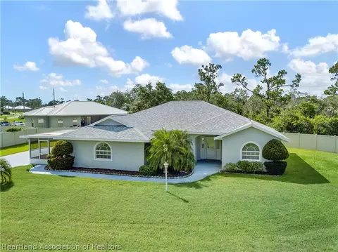 1425 Mitchell Dr, Sebring, FL 33872 photo 3