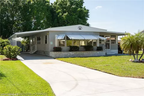 2100 8th Ave, Okeechobee, FL 34974 photo 1