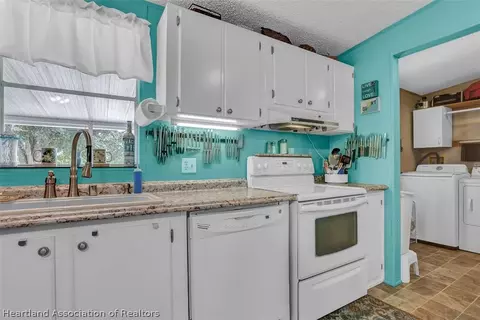 615 Moon Ranch Rd, Sebring, FL 33870 photo 8