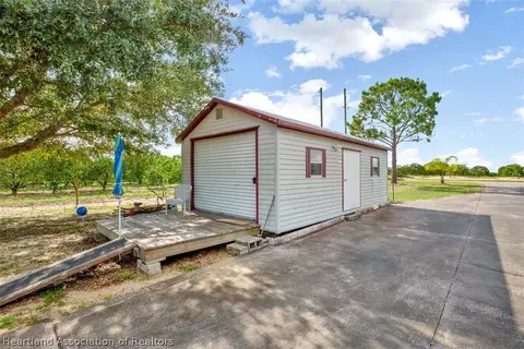 615 Moon Ranch Rd, Sebring, FL 33870 photo 4