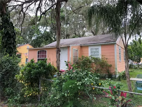 4716 7th St, Sebring, FL 33870 photo 1