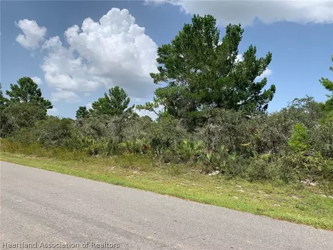 4929 Myrtle Beach Dr, Sebring, FL 33872 photo 2