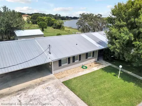119 Earls Ct, Sebring, FL 33870 photo 3