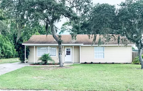 1720 E Recreation Dr, Sebring, FL 33875 photo 1